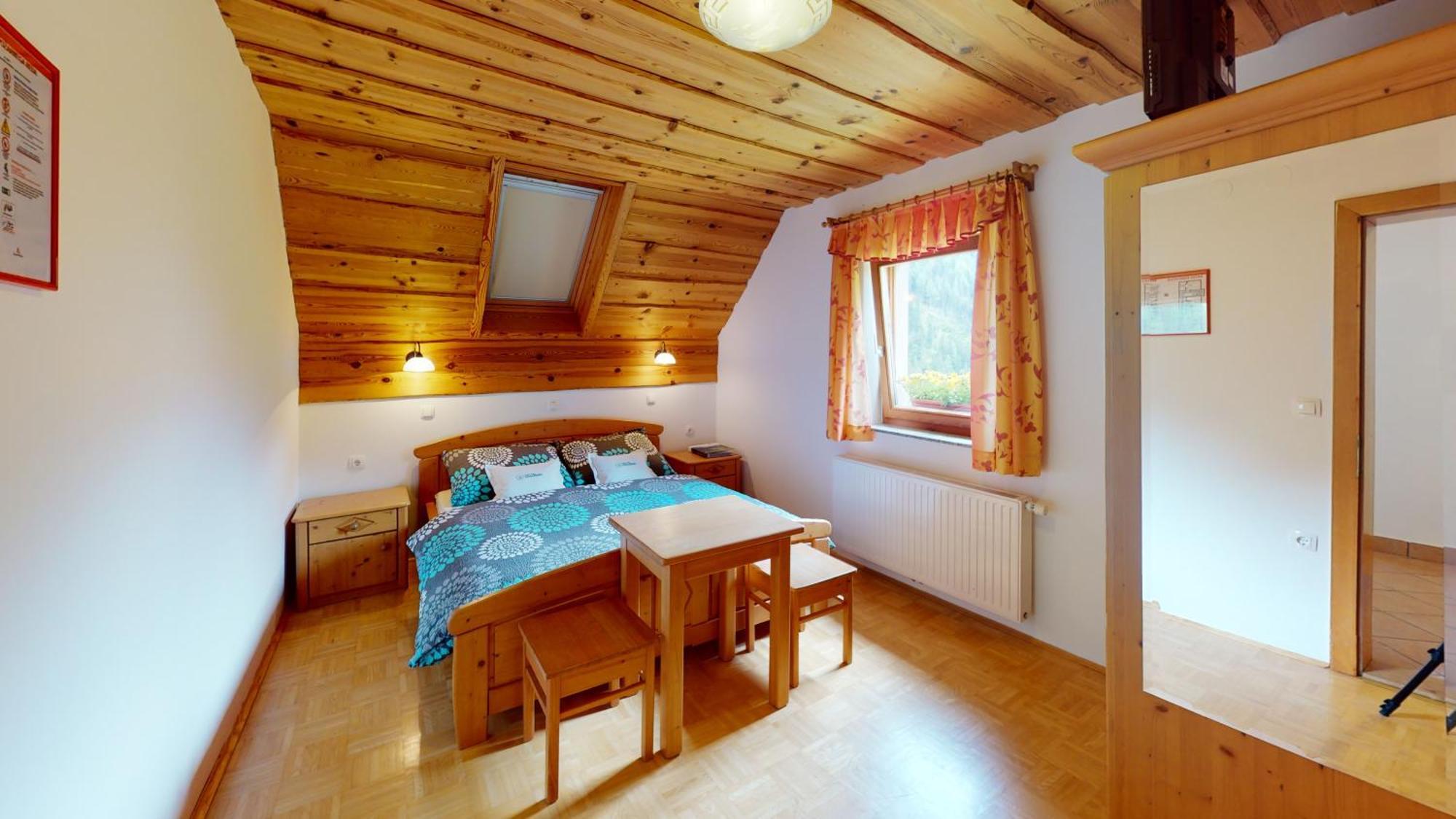 Apartamento Tourist Farm Gradisnik Solčava Habitación foto