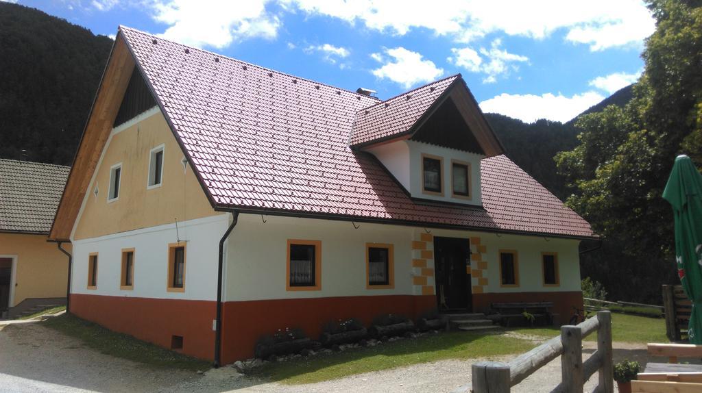 Apartamento Tourist Farm Gradisnik Solčava Exterior foto